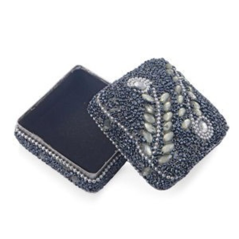 Handcrafted Set(3) Blue Beaded Mini Storage Boxes - Picture 3 of 7